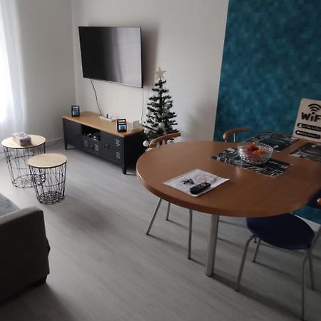 Appartement Relais De La Tour à Callac Extérieur photo